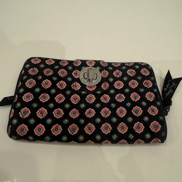 Vera Bradley Petal Paisley Quilted Cotton Turnlock Zip Around Wallet Navy Pink - Picture 6 of 6